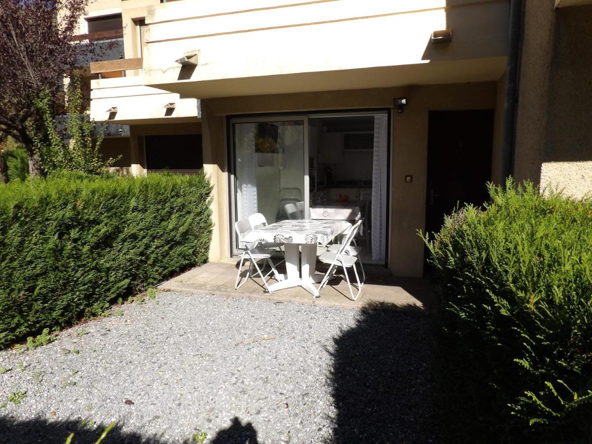 Hameau Des Thermes - Appartement Rez De Chaussee Сен-Лари-Сулан Екстериор снимка